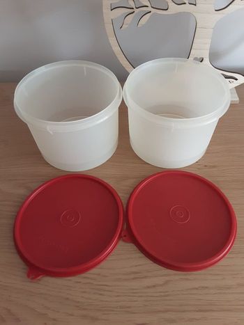 Boîtes tupperware 