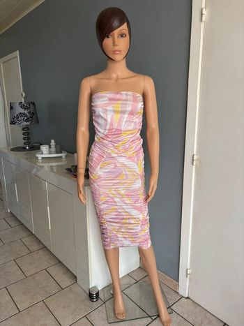 Robe bustier moulante neuve