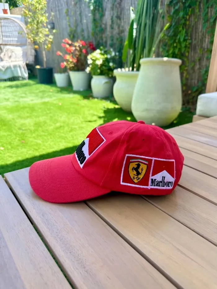 Casquette Ferrari X Marlboro - photo numéro 3