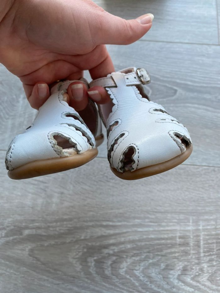 Sandales blanches Jacadi taille 19 - photo numéro 3