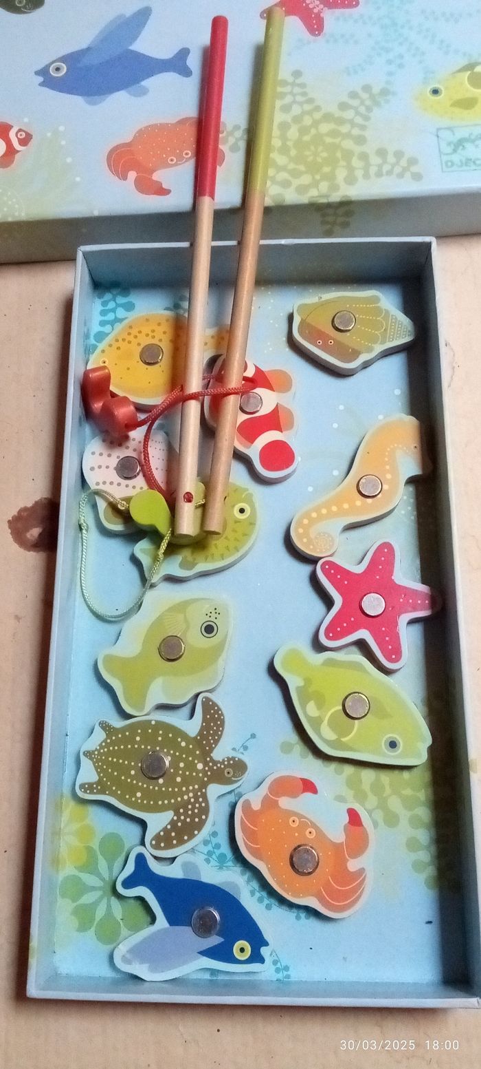 2 jeux de pêche en bois