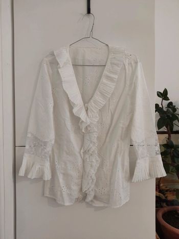 Chemise blanche roderie et dentelle taille 38