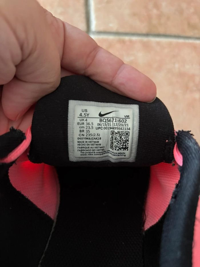 Baskets Nike révolution 36.5 - photo numéro 7