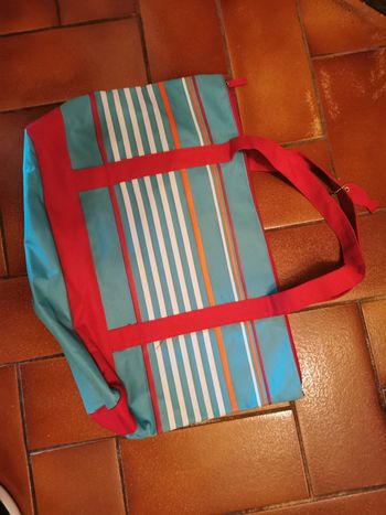 Sac rayé fermeture éclair