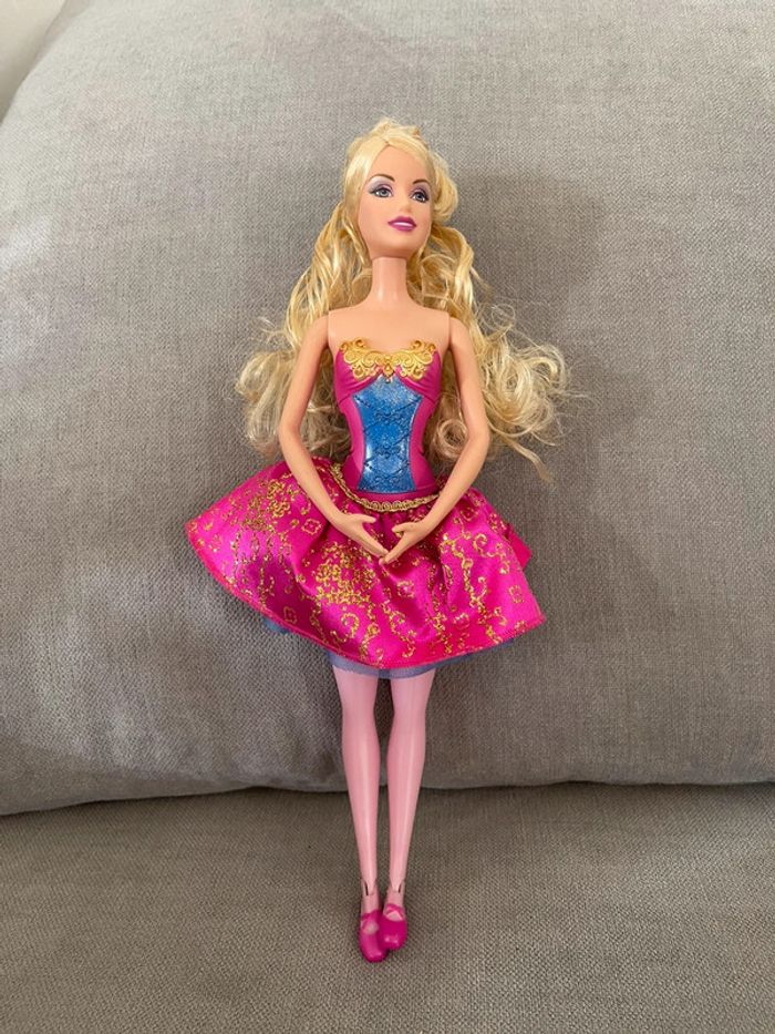 poupées Barbie danseuses - photo numéro 10