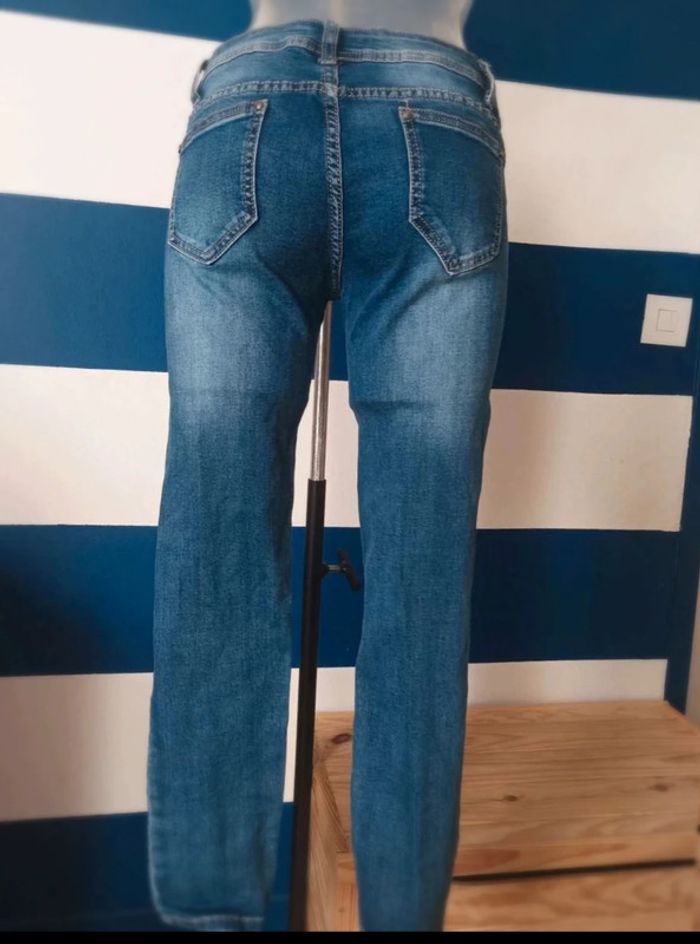 Jean effet destroy SD Jean femme taille 42 - photo numéro 3