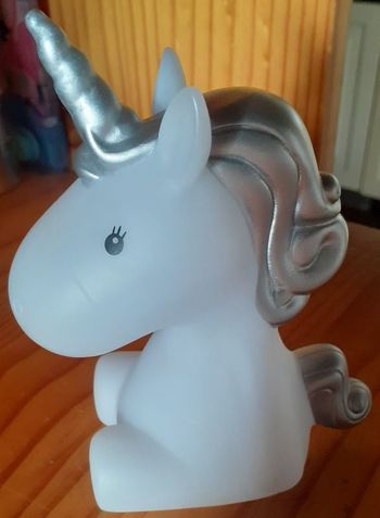 Veilleuses licorne (1 grande et 1 petite)