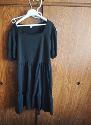 Robe noir manche courte taille M