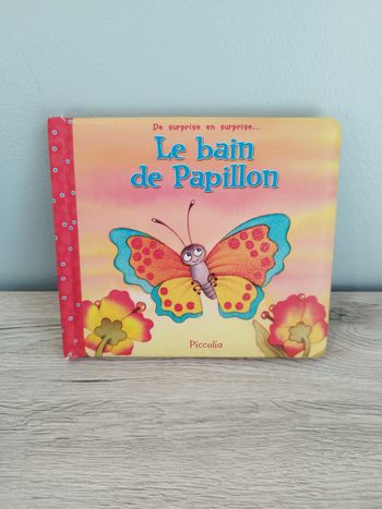 Livre à rabat volets le bain de papillon 