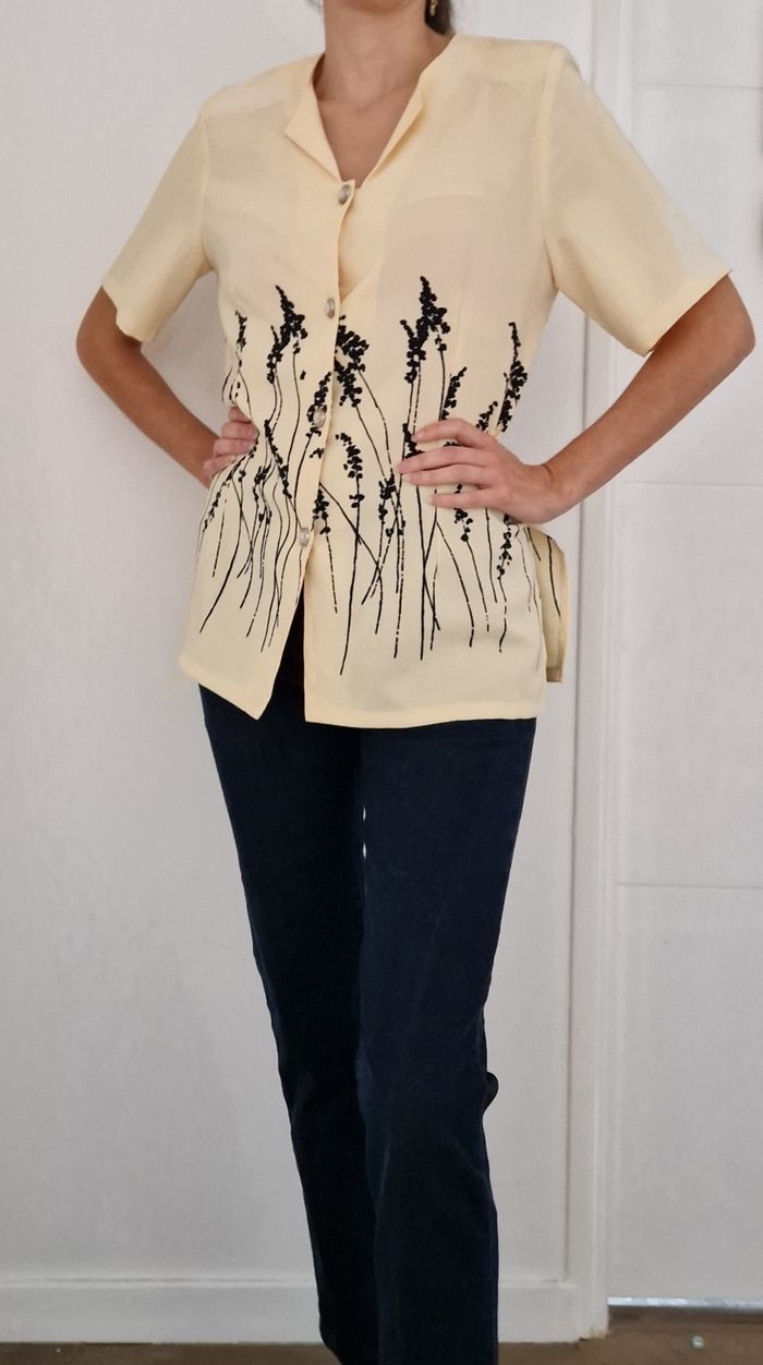 Chemisier afibel boutons bisous taille 38/40 - photo numéro 4