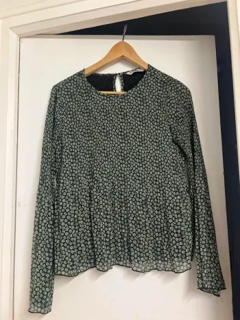 Sublime blouse fleurie - neuve - taille S
