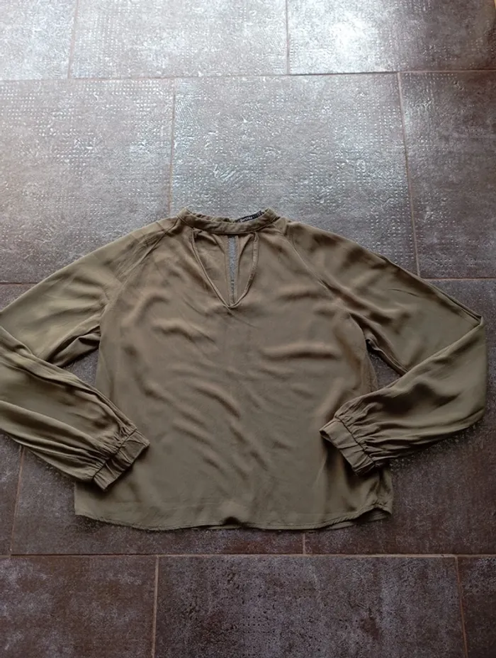 Bershka blouse taille M