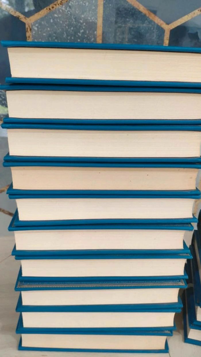 Collection 20 tomes les plus beaux contes et nouvelles éditions Cremille très bel état général - photo numéro 4