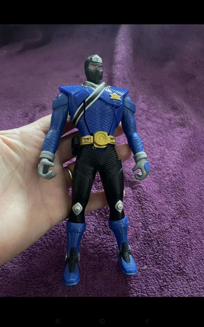 Figurine Power Rangers Bandai 2010 - photo numéro 2