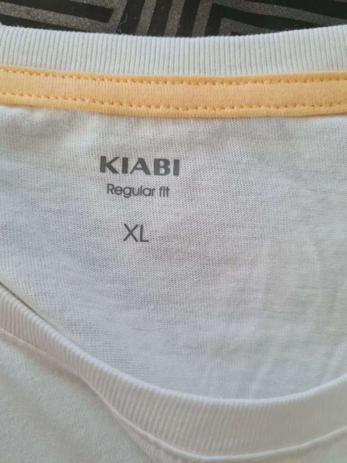 Tee shirt blanc - photo numéro 2