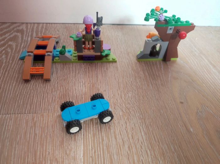 Lego Friends 41463 l'aventure dans la forêt de Mia - photo numéro 2
