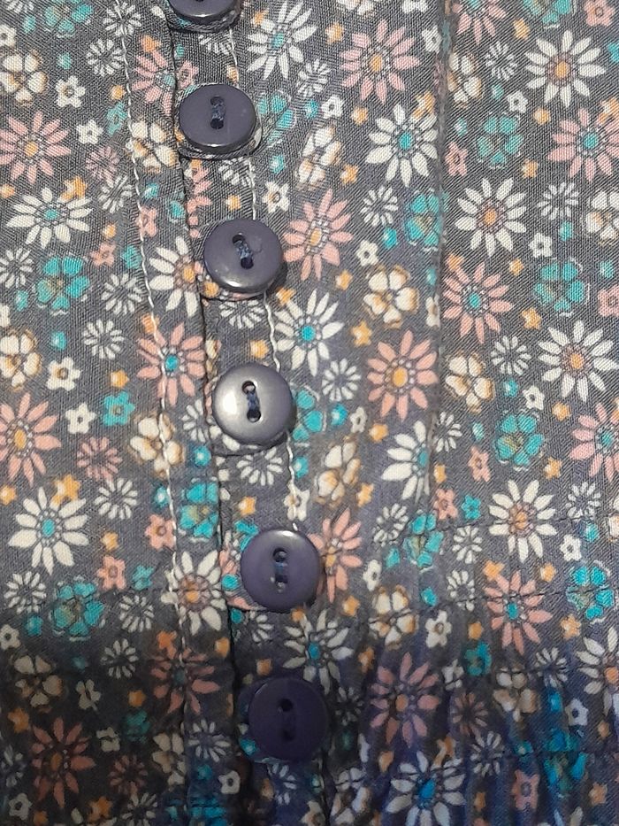 Jolie robe longue fleurie - photo numéro 9