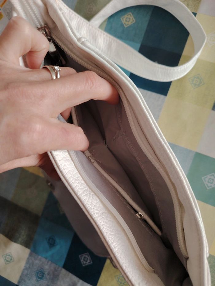 Petit sac à main blanc idéal pour mariage - photo numéro 13