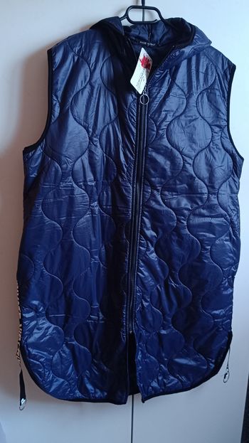 Veste longue s/manche molletonnée à capuche