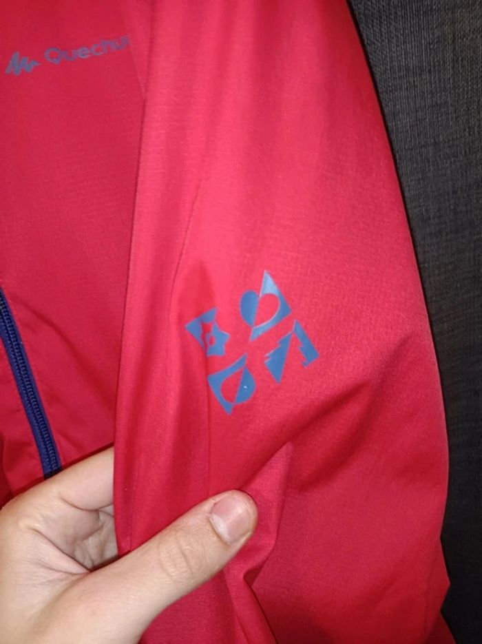 Coupe vent / veste (pluie) Quechua fille taille 14 ans en excellent état - photo numéro 7