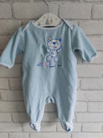 Pyjama Vertbaudet taille 1 mois