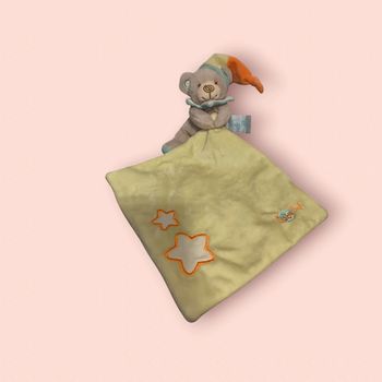 Doudou ours 🐻 bonnet mouchoir jaune vert