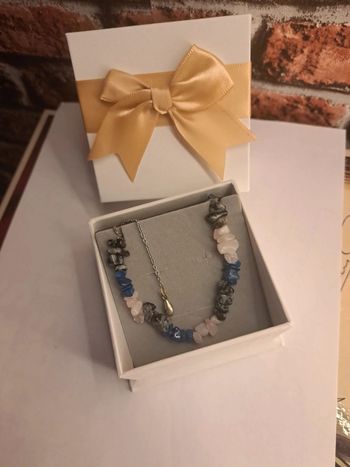 Bracelet pierre semi précieuses bleu noir rose