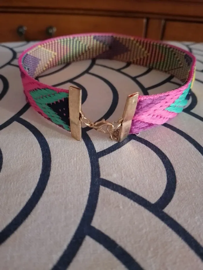 Collier ras de cou
