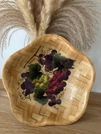 Jolie corbeille en bambou vernie-Motifs fruits colorés