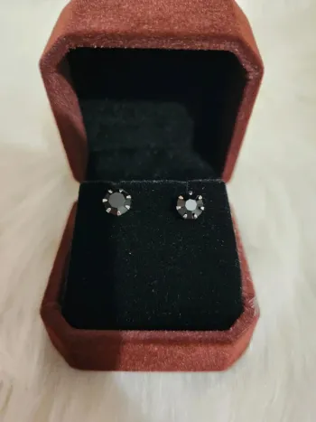 💎Boucles d’oreilles Zirconium noires 💎