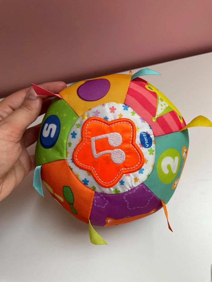 Balle d'éveil des p'tits copains - VTech - photo numéro 2