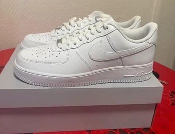 Nike Air Force 1 Low '07 White taille 40