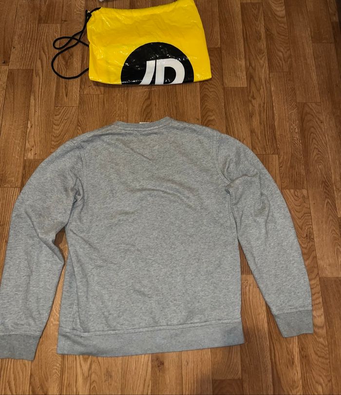 Pull Nike solo swoosh gris taille L - photo numéro 2