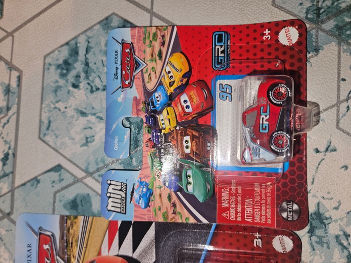 voitures cars Mattel neuves Disney Pixars neuves - photo numéro 3