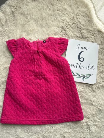Robe 6 mois fuschia mignonne