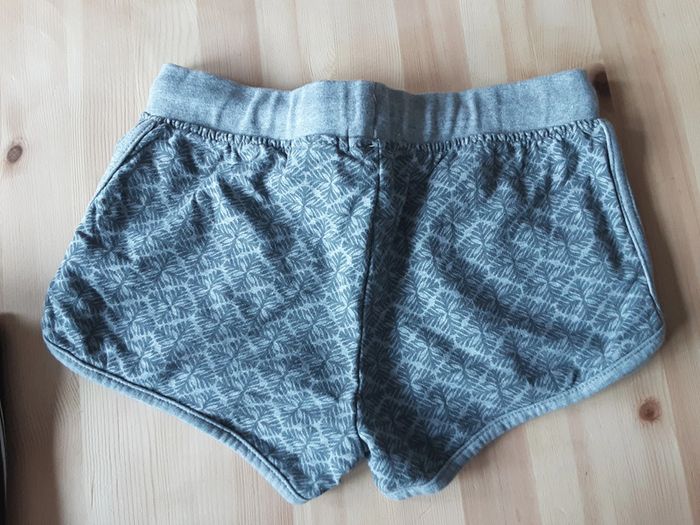 Short vertbaudet 10 ans - photo numéro 4