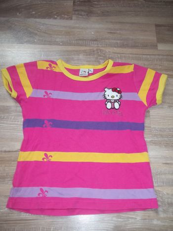 T-shirt rose rayures Hello Kitty (1) 116/122 cm