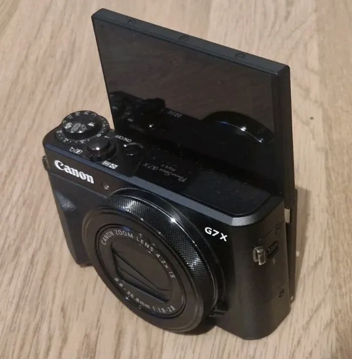 Appareil photo numérique Canon PowerShot G7 X Mark II 20,1 MP - Noir