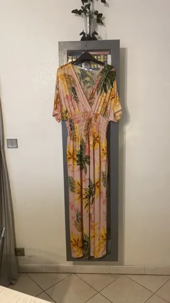 superbe robe longue rose pêche taille 48 / 50 neuve