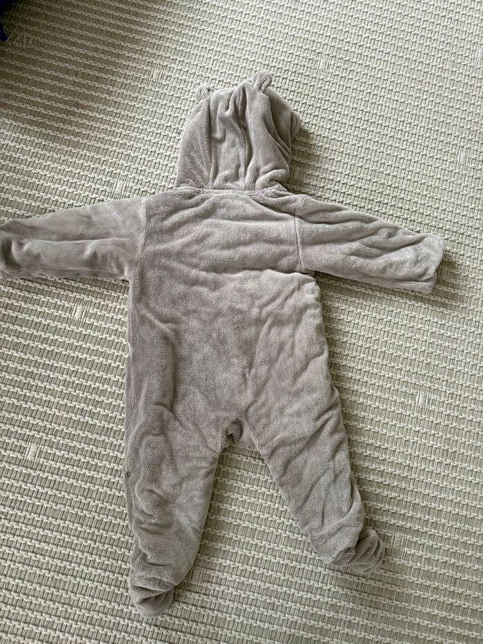 Combipilote bébé Winnie l’ourson 6-9mois. - photo numéro 2