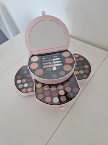 Palette de beauté Nocibé