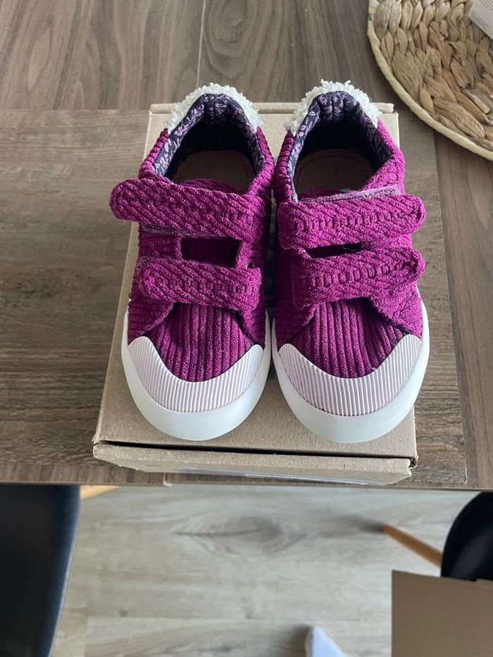 Baskets à scratch vertbaudet t24