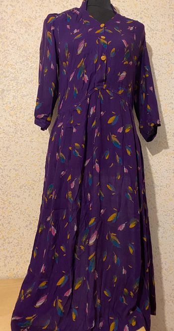Robe vintage violette motif plume 38