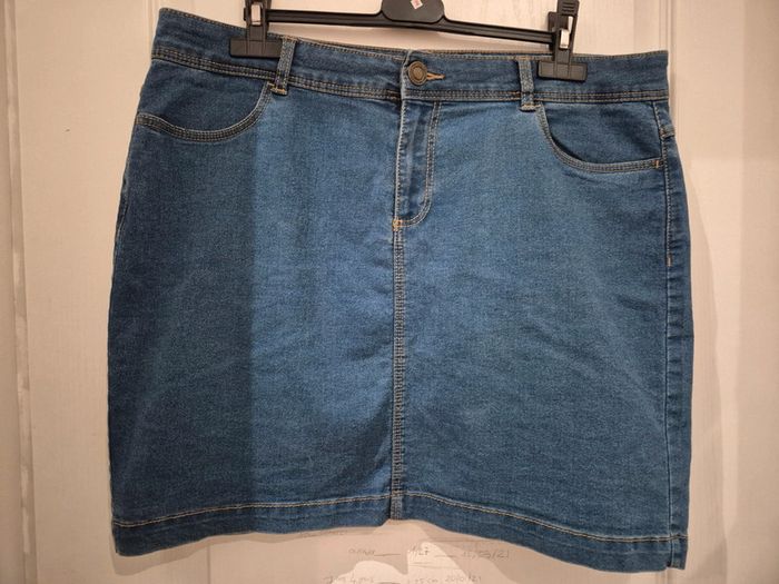 Jupe en jeans taille 44 - photo numéro 3