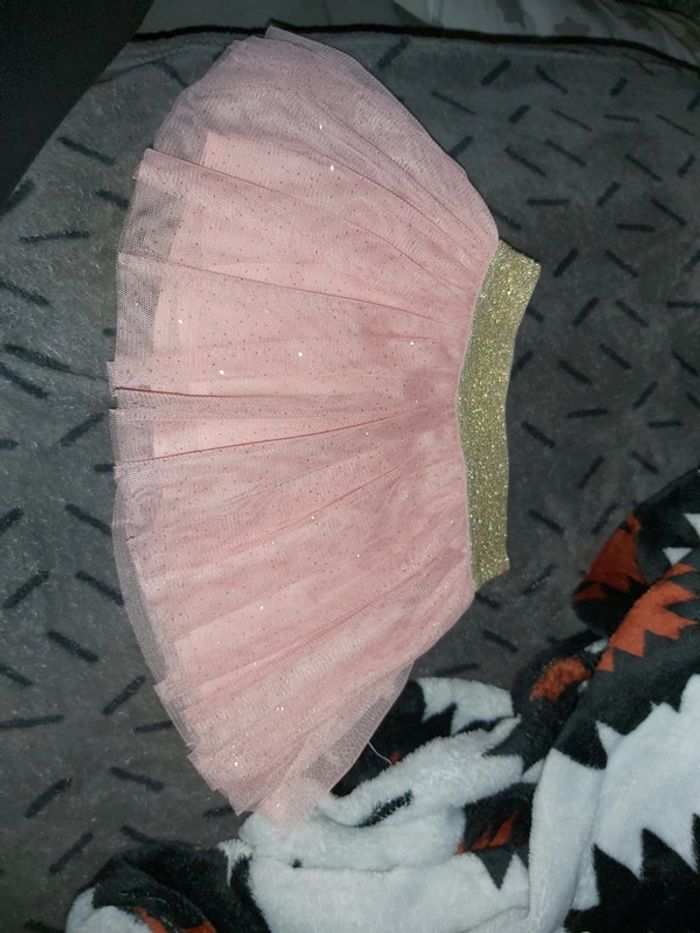 Jupe tulle pailletée tex taille 6mois 68cm - photo numéro 1