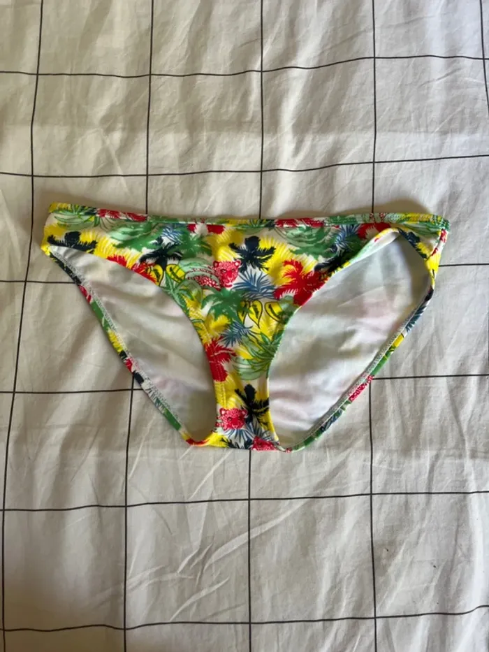 Maillot de bain - photo numéro 3