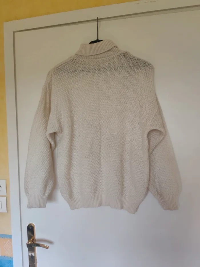 Pull en maille 48 crème fabriqué en Italie - photo numéro 3