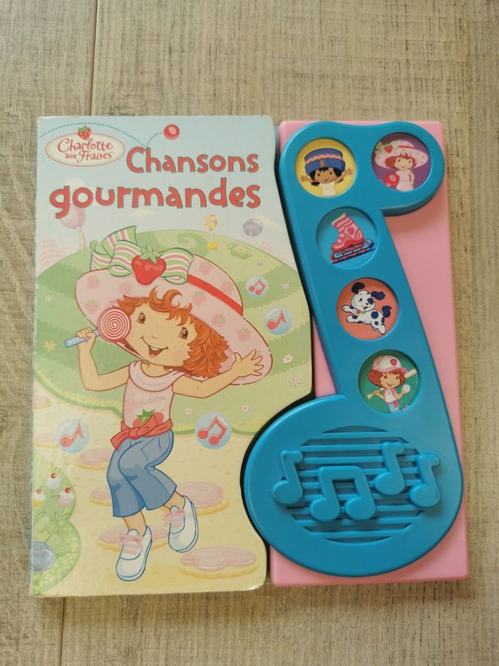 Livre musical Charlotte aux fraises