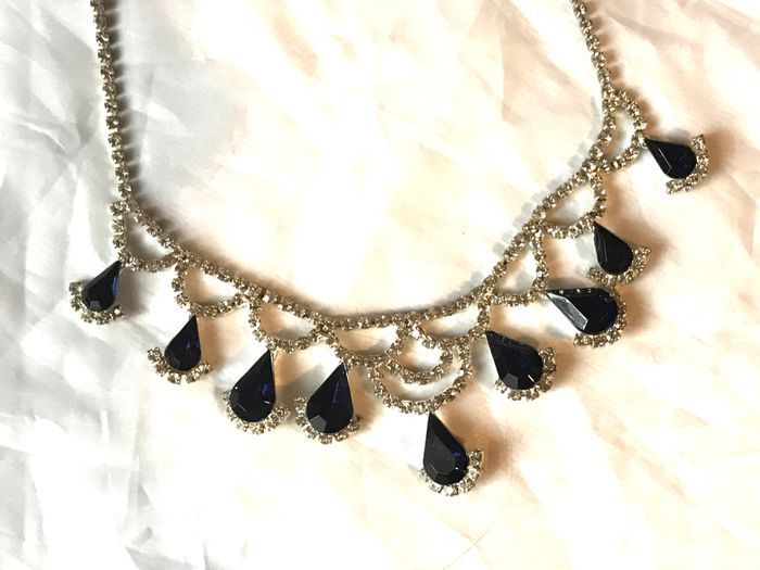 Parure Collier Ras du Cou Tombant Boucles Oreilles Forme Gouttes Bleutées Strass - photo numéro 3