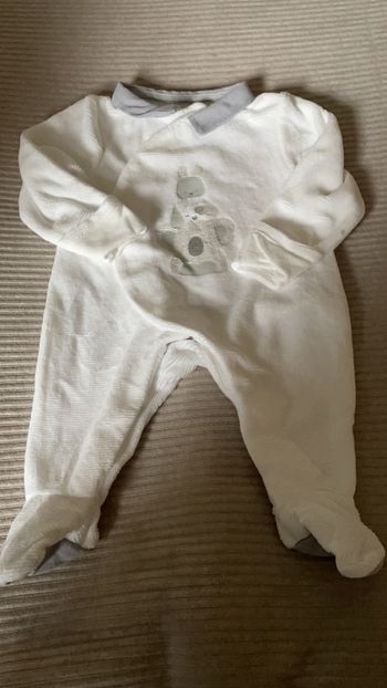 Pyjama nouveau né